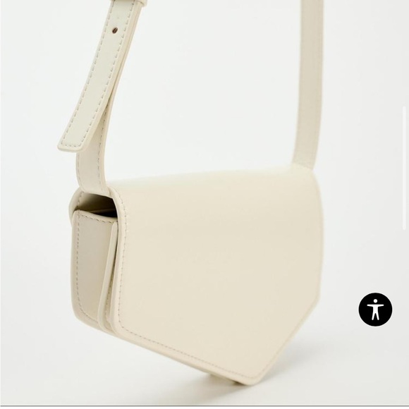 ASYMMETRIC CROSSBODY BAG - Picture 2 of 3